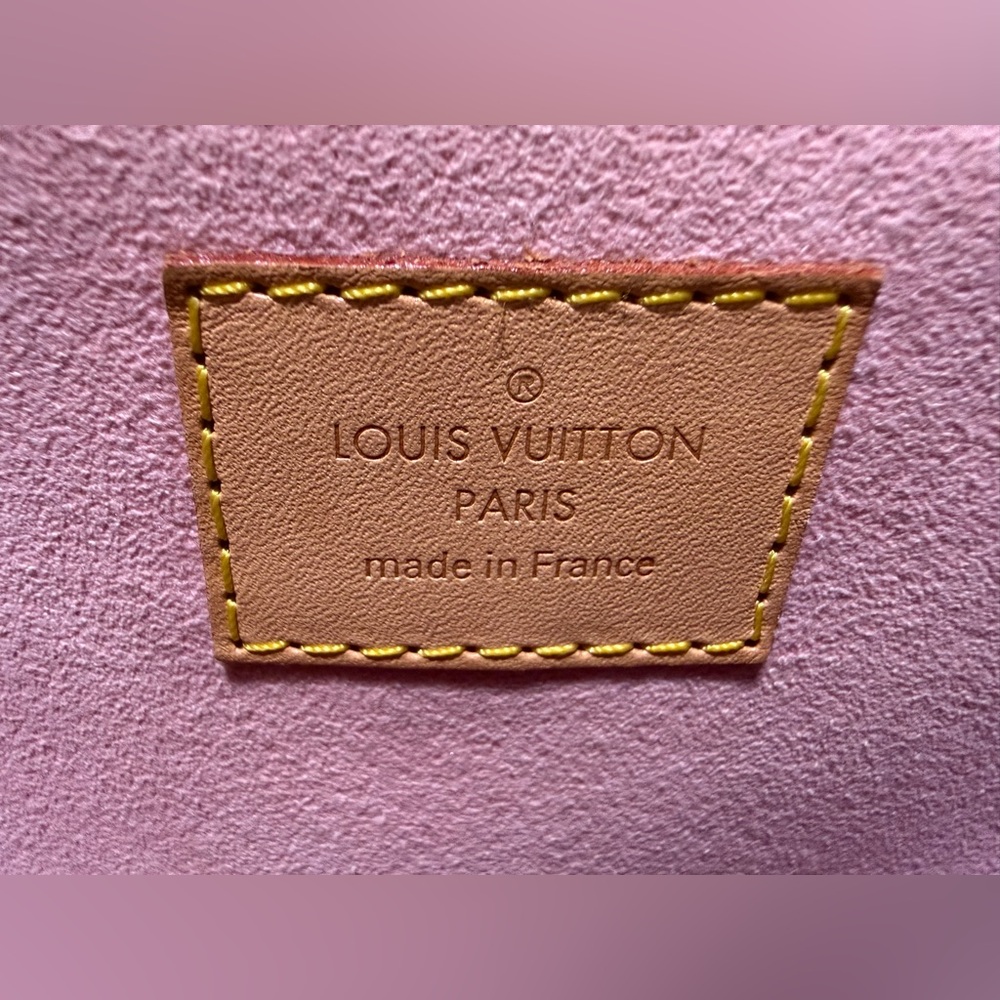 Louis Vuitton Propriano bag in Damier Azur - Picture 7 of 11